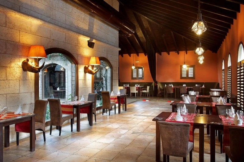 Restaurante_La_Parrilla_6.jpg
