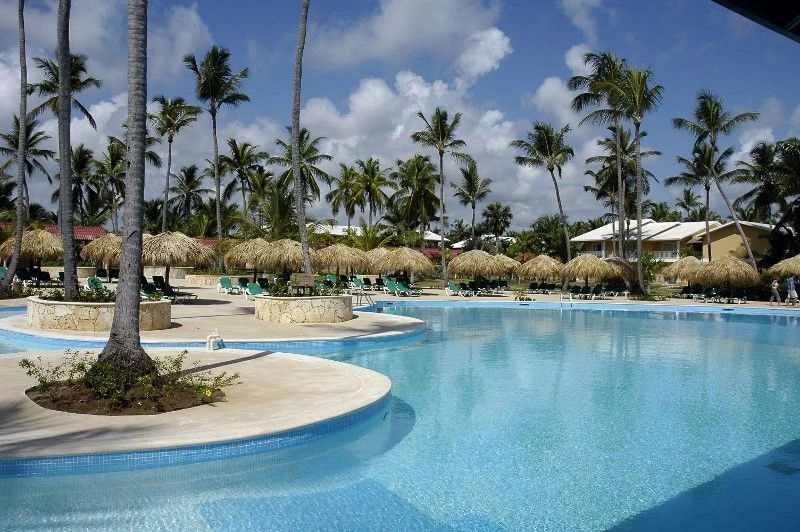 Grand_Palladium_Bavaro_Resort__Spa_Piscina.jpg