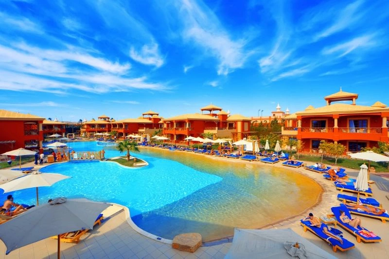 Pool_2.jpg