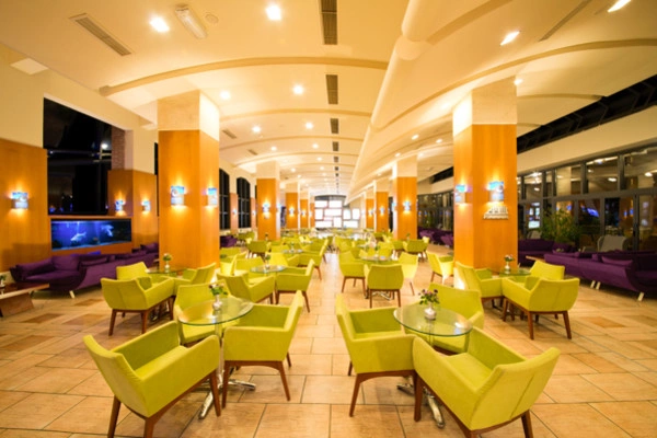 vue_702226_pgbighd.jpg