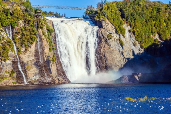 vue_618380_pgbighd.jpg