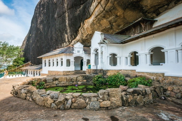 vue_655015_pgbighd.jpg