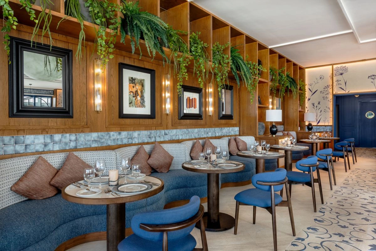 11_Restaurant.jpg