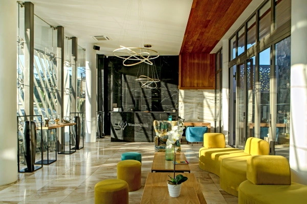 vue_701570_pgbighd.jpg