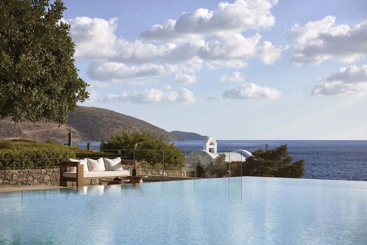 15_Pool_View.jpg