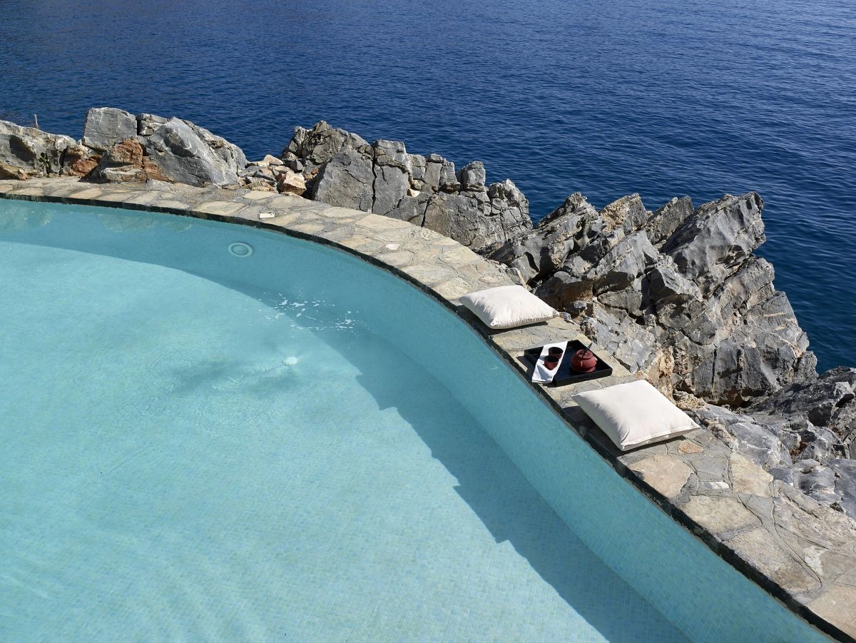 14_SPA_Suite_Aphrodite_s_Bath.jpg