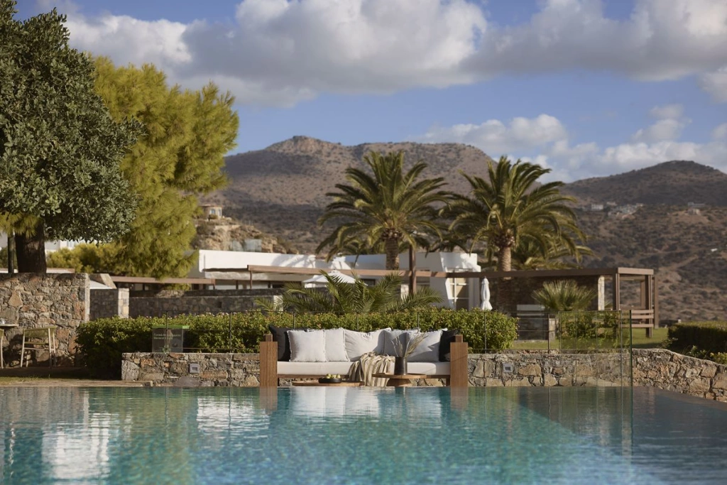 St Nicolas Bay Resort Hotel & Villas 5* L