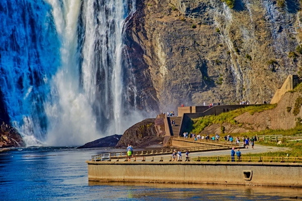 vue_621996_pgbighd.jpg