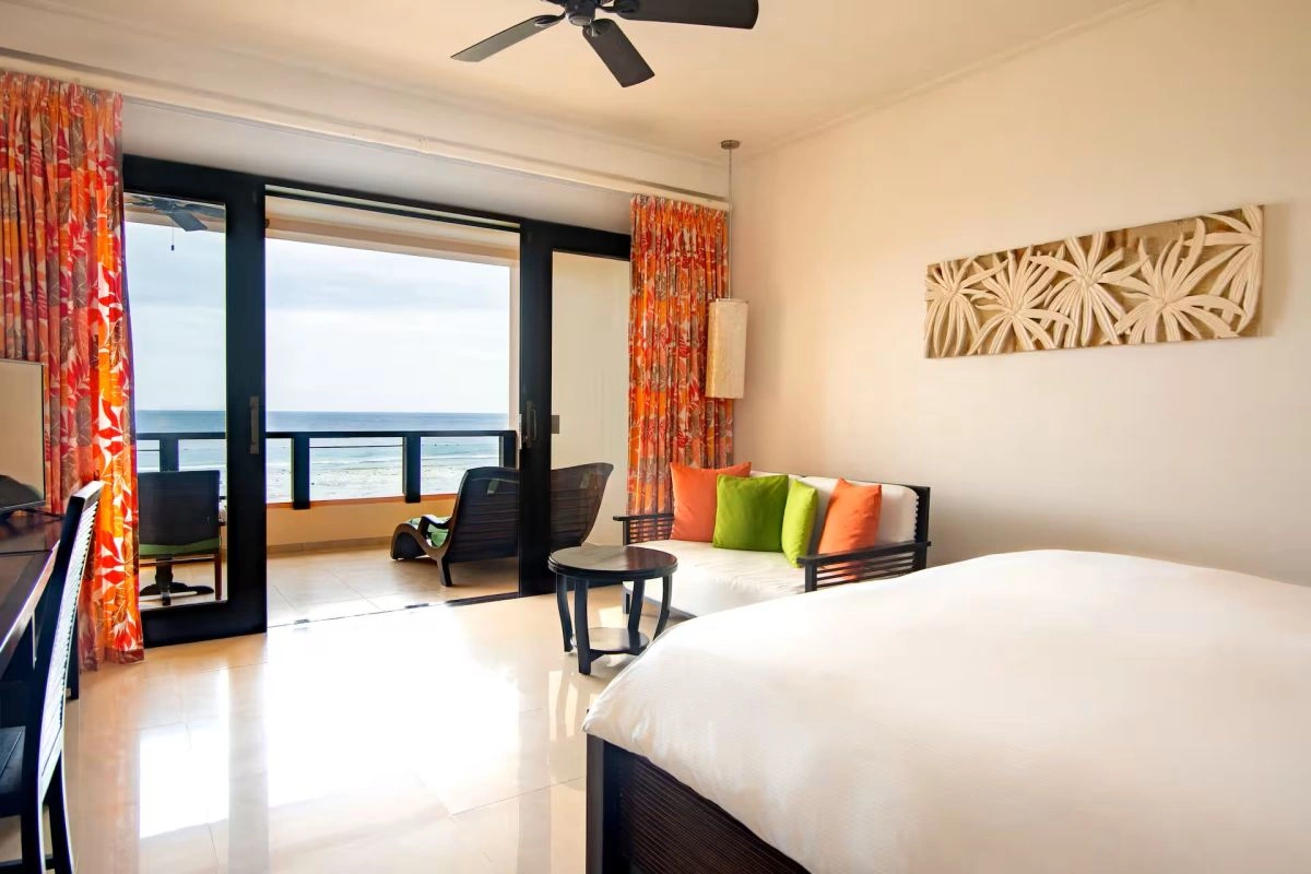 16_King_Grand_deluxe_ocean_view.jpg