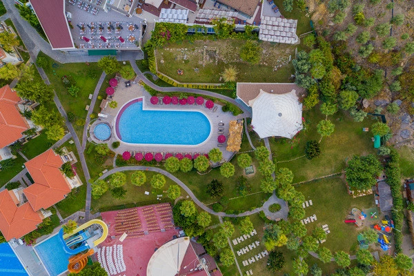 vue_777470_pgbighd.jpg