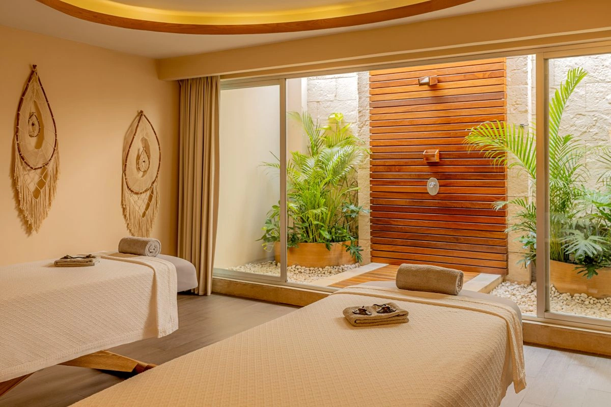 319xParadisusLaPerla-Yhi_Spa_Cabina.jpg