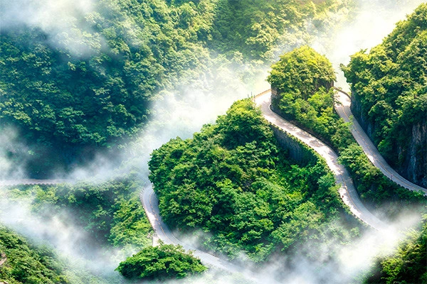vue_858717_pgbighd.jpg