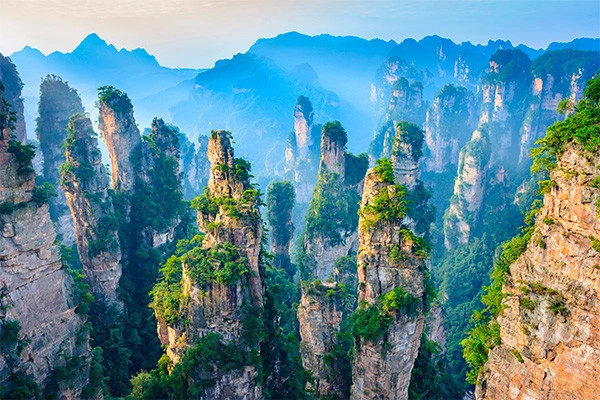 Circuit Panorama de Chine et montagnes d'Avatar ***