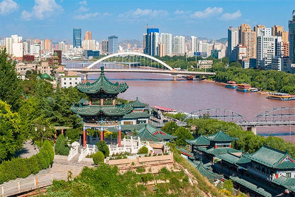 vue_866836_pgbighd.jpg