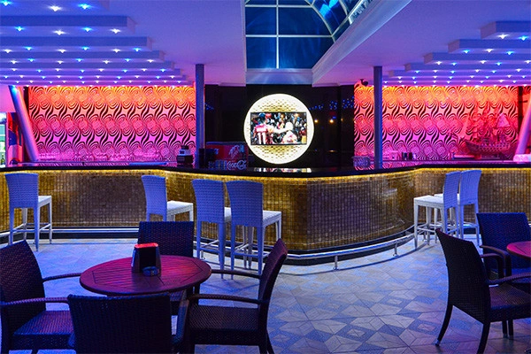 vue_880902_pgbighd.jpg