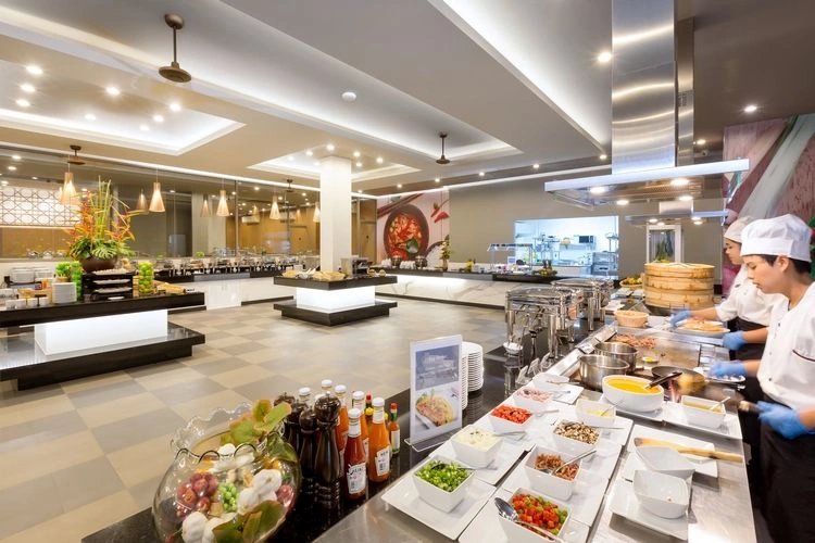 8_Restaurant_Principal_buffet_web.jpg