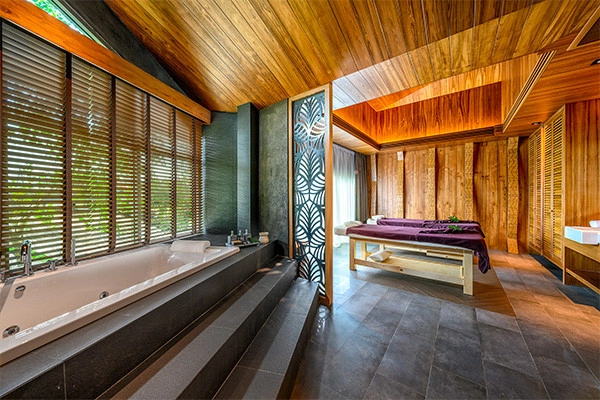 vue_895873_pgbighd.jpg