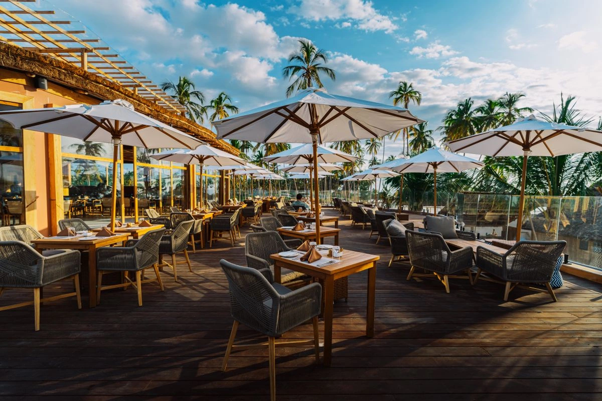 11_Restaurant_terrasse.jpg