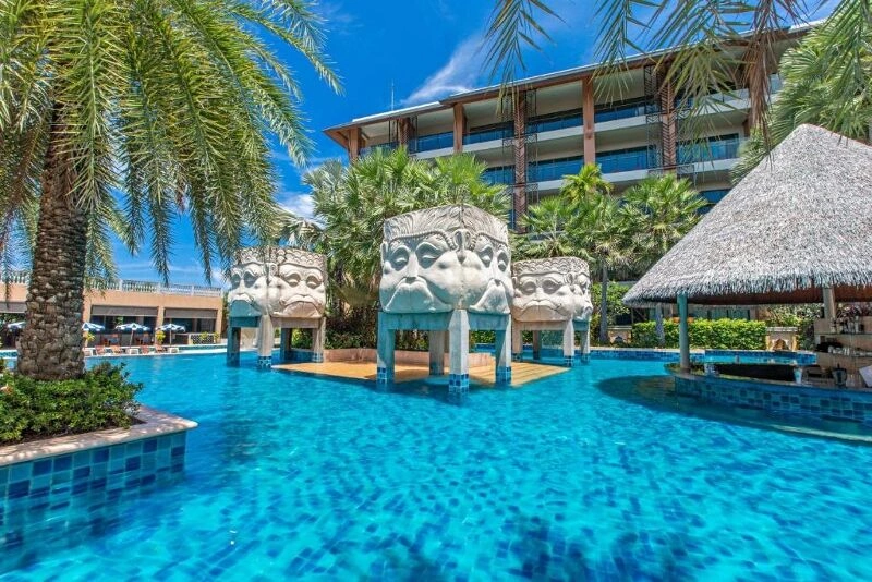Rawai Palm Beach Resort 4*