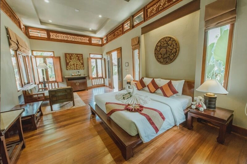 KHAOLAK_BHANDARI_-_CHALET_STYLE_THAI_(800x533).jpg