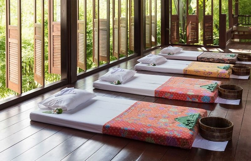 KHAOLAK_BHANDARI_-__SPA_(800x514).jpg