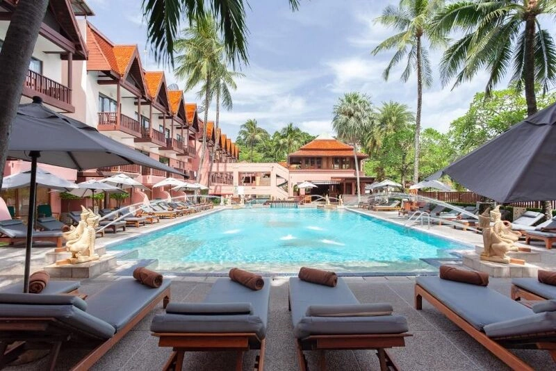 Seaview Patong Hotel 3*