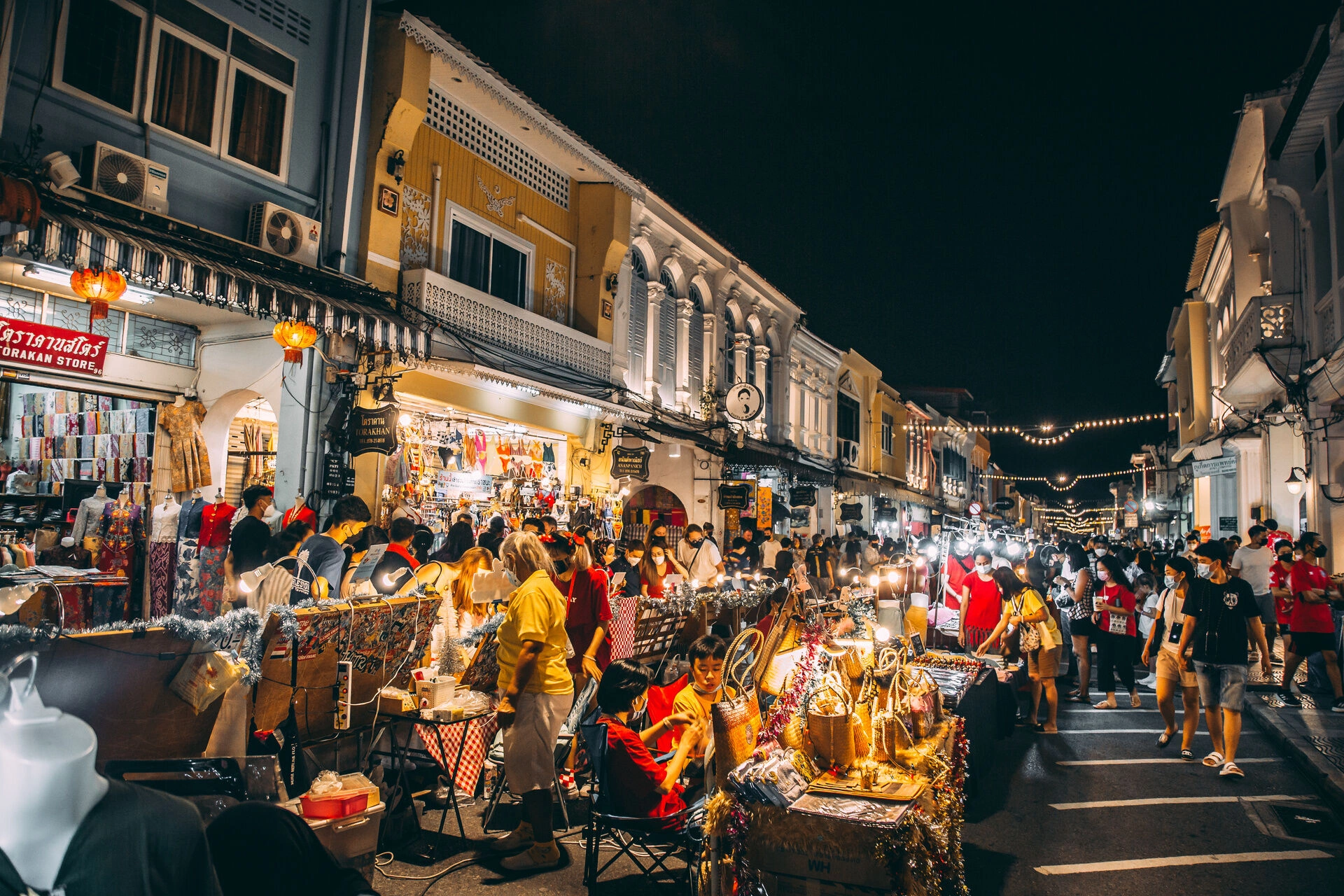Night_Market_Phuket_AdobeStock_478330569.jpeg