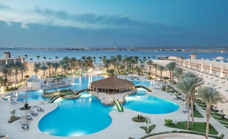 Pyramisa Beach Resort Sahl Hasheesh 5*