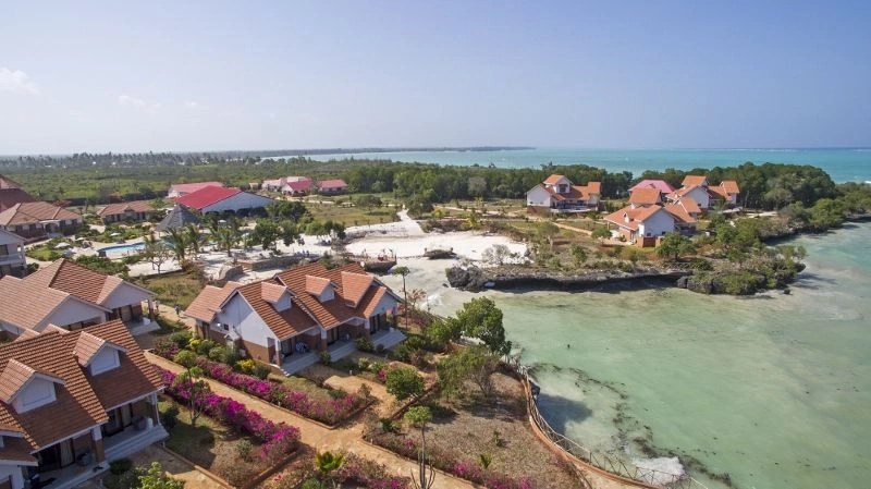 Azao Resort & Spa  4*