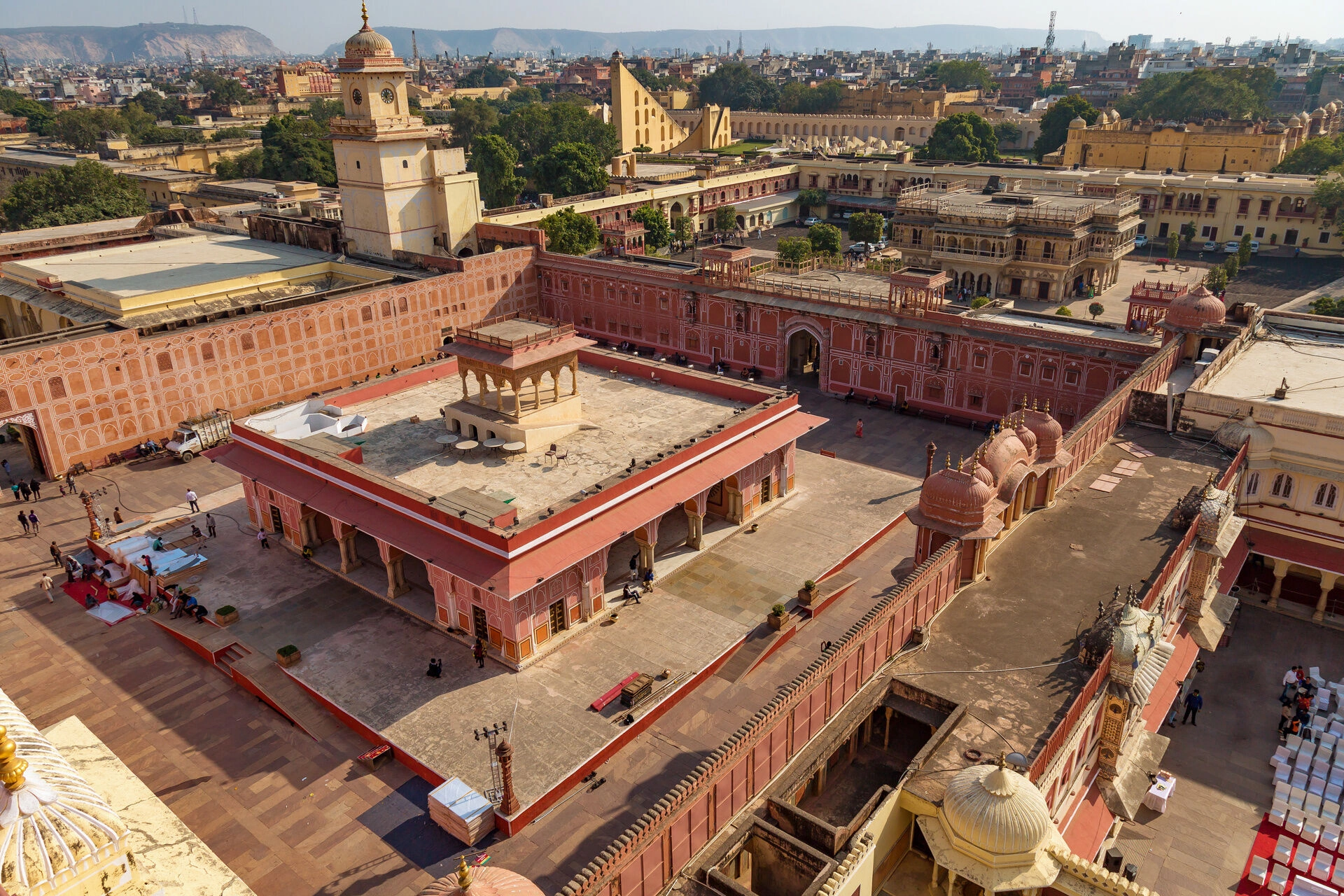 City_Palace_Jaipur_AdobeStock_187556501.jpeg