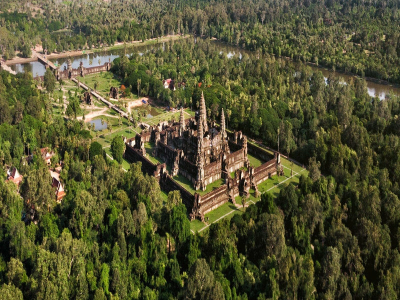 Circuit le Cambodge entre héritages et plages 4*