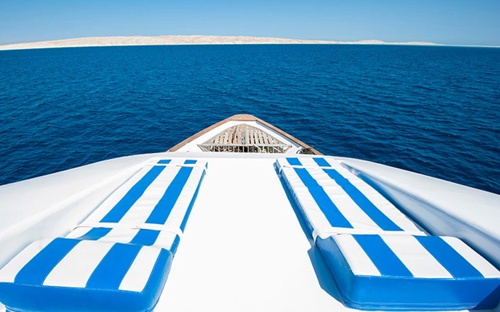 upper_deck_3_155d4_lg.jpg