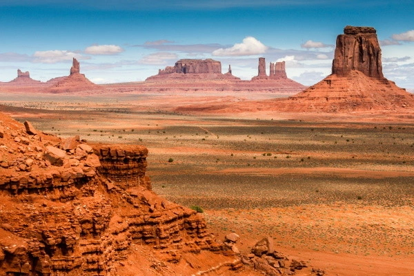 vue_616588_pgbighd.jpg
