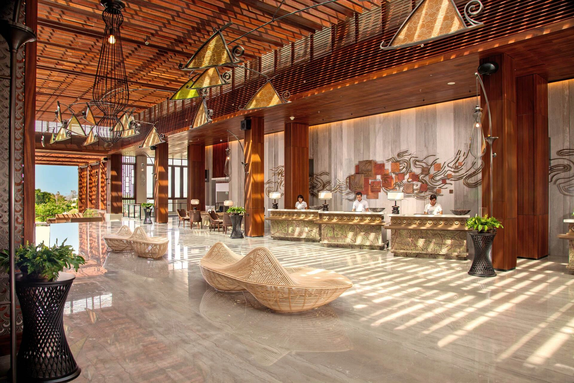 Lobby_-_Wide_Shot.jpg