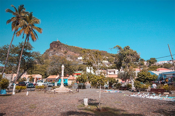 vue_899167_pgbighd.jpg