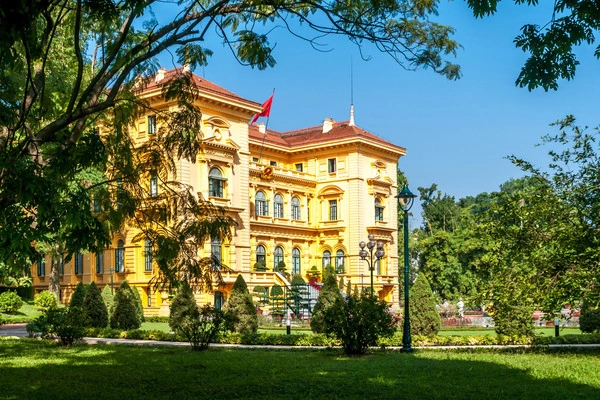 vue_649159_pgbighd.jpg