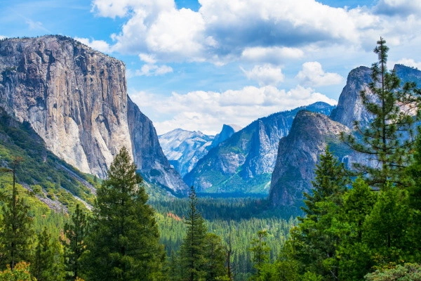 vue_613232_pgbighd.jpg