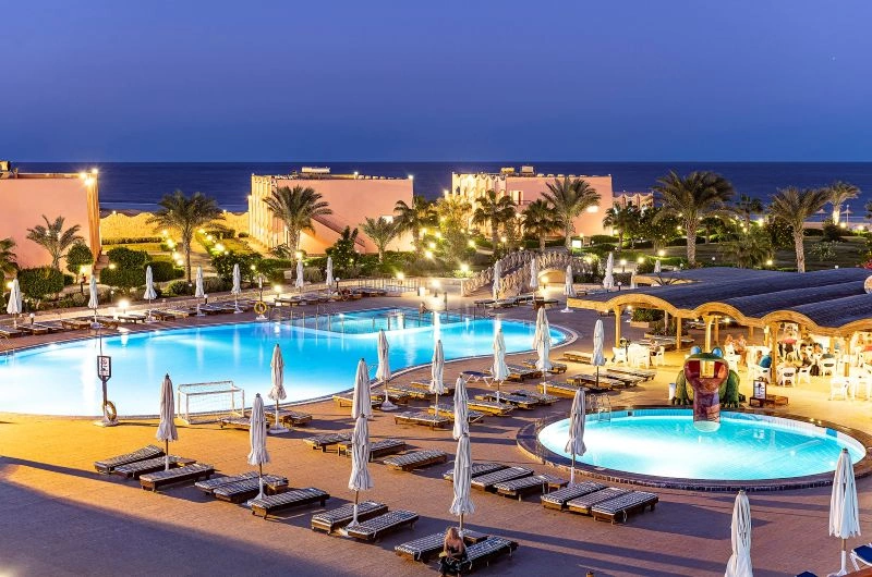 Three Corners Happy Life Beach Resort 4*