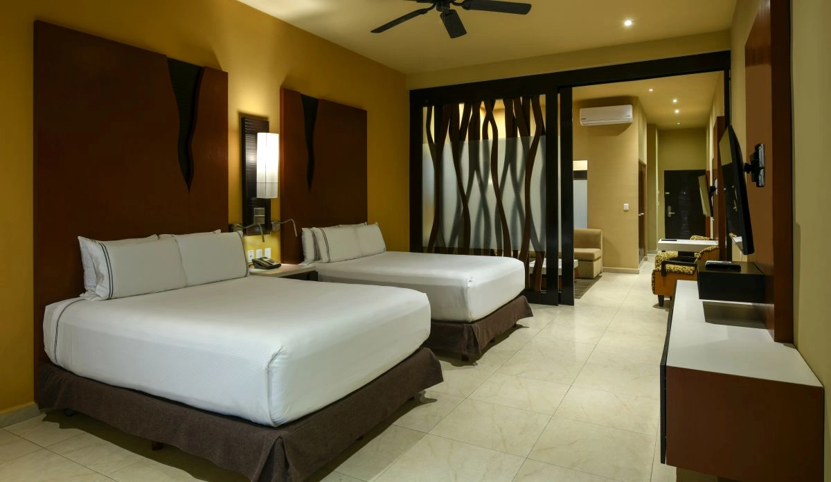 05_1bedroom_Suite.jpg