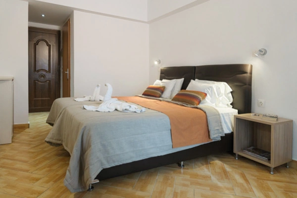 vue_684692_pgbighd.jpg