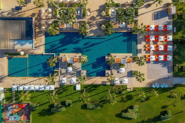 vue_916950_pgbighd.jpg