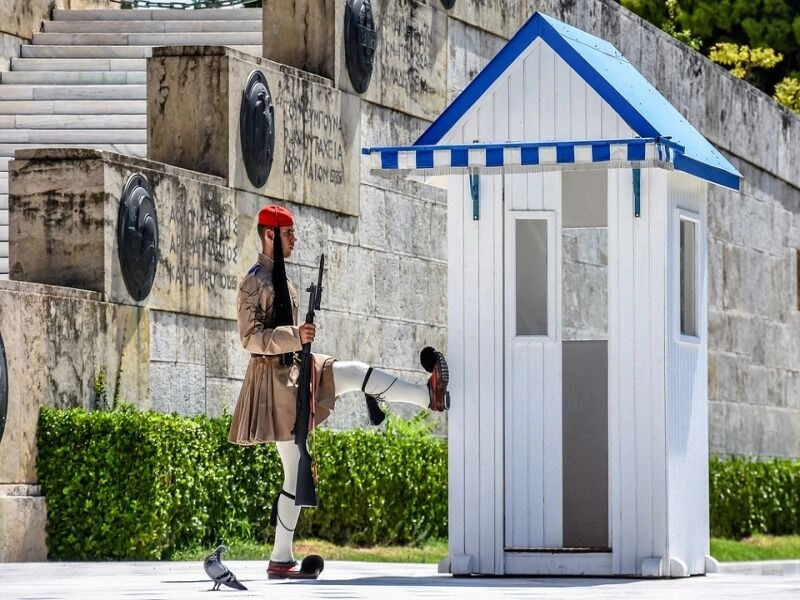 Autotour Le Péloponnèse et Delphes - D'Athènes A Athènes
