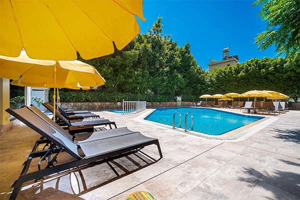 Hôtel Villa Sunflower Aparts and Suites ****