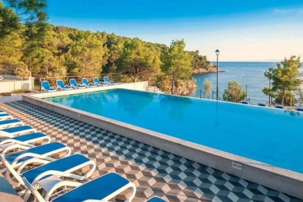 Hôtel Gava Waterman Milna ****