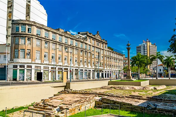 vue_873924_pgbighd.jpg