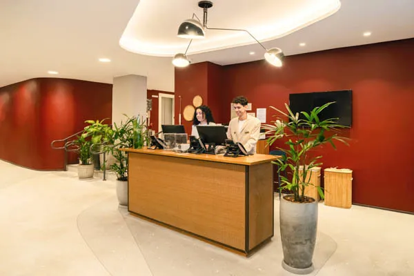 vue_767555_pgbighd.jpg