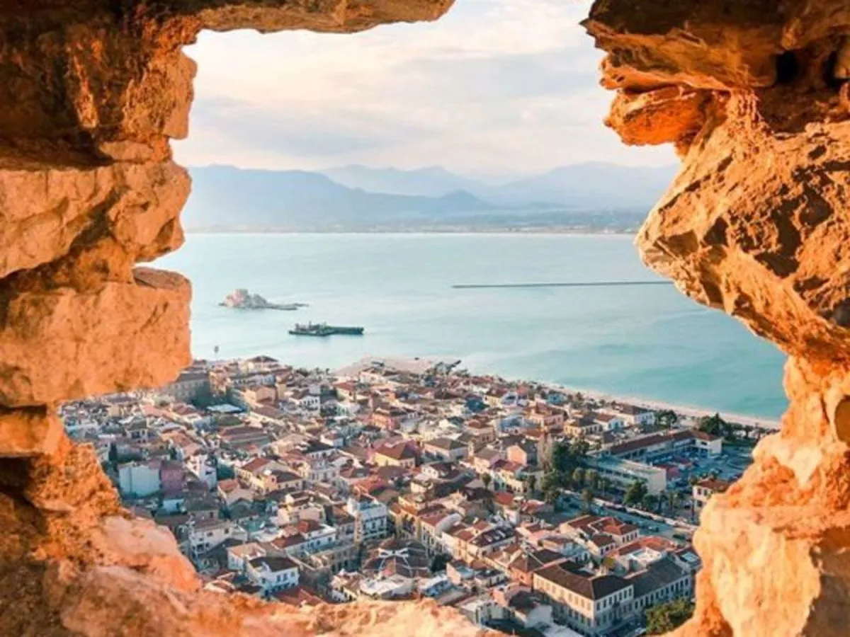 aknfmw6jintzukrtnbog.jpg?_a=BACAEuDL
