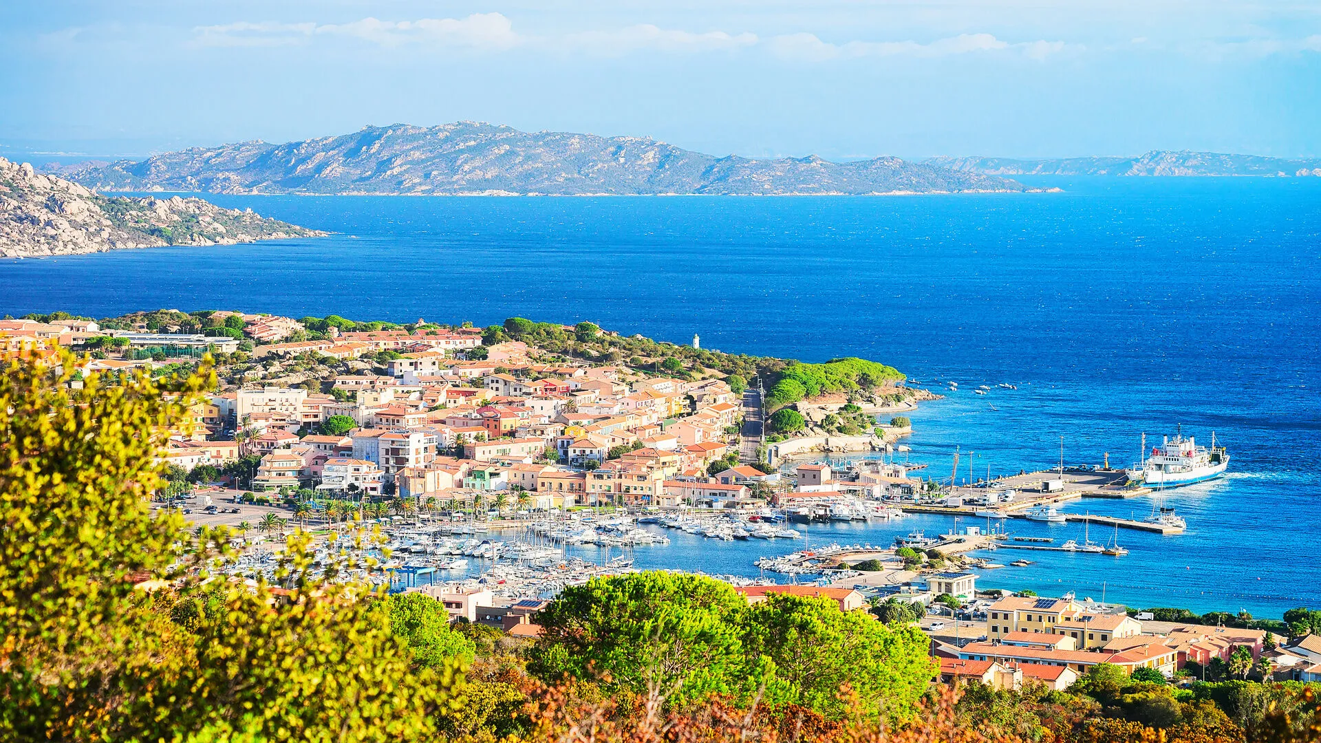 Palau_Maddalena_AdobeStock_195738366.jpeg