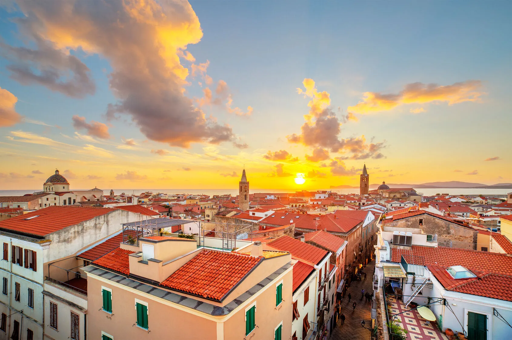 Alghero_Fotolia_109988498_Subscription_Monthly_M.jpg