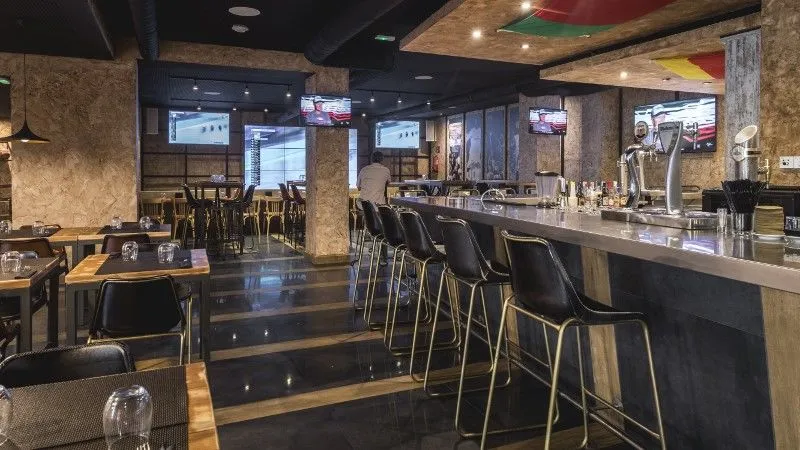 resto1.jpg
